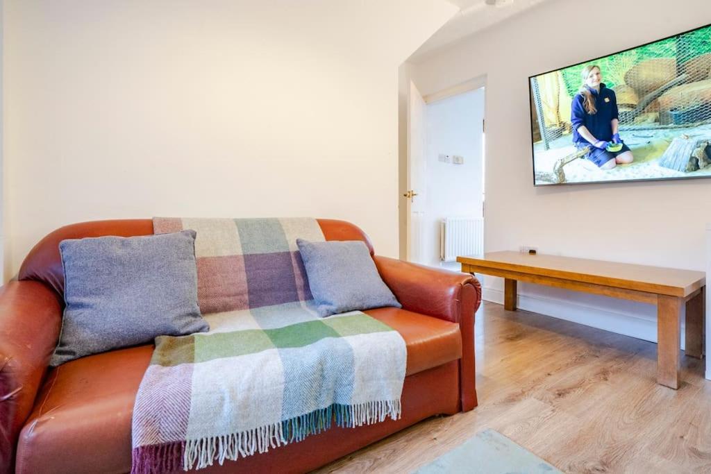 Modern 3 Bedroom House Close To Ferry And City Centre Belfast Exterior foto